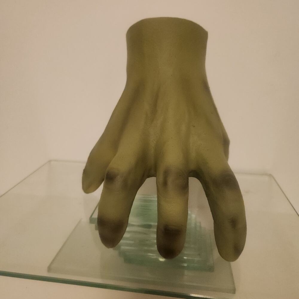 Tested Works Animated with Sound Halloween Hand/It